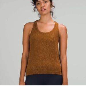 NWOT lululemon swiftly